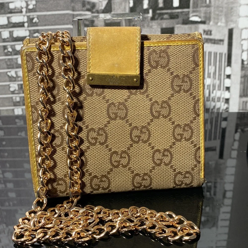Authentic Gucci GG Wallet
